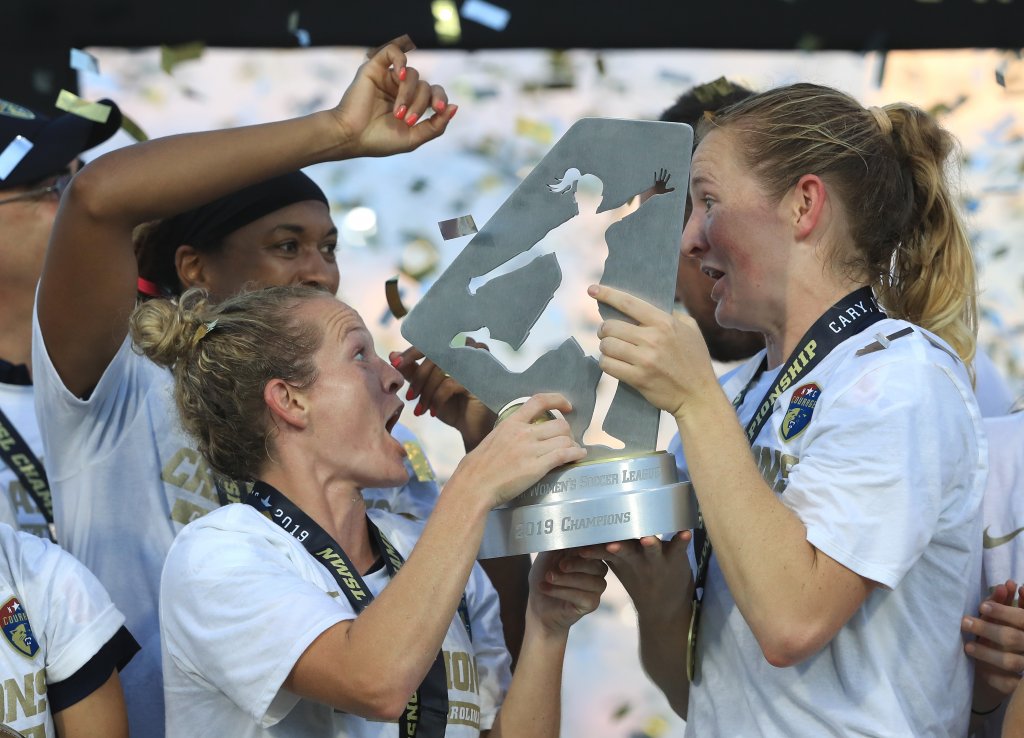 Latinas esperan ayudar a la USWNT a hacer historia