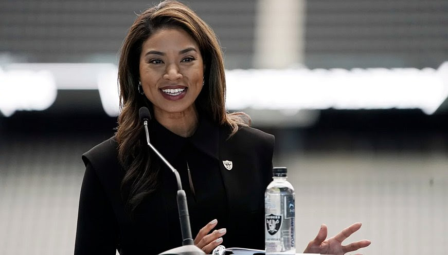 Raiders de Las Vegas contratan primera mujer negra presidenta de un equipo de la NFL